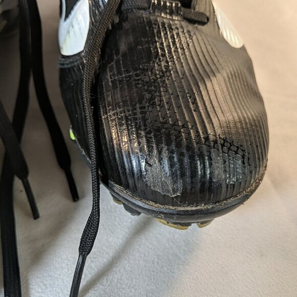 Under Armour Spine Fierce MC Black Mens 10 Football Cleats 1269740-001 White UA - Picture 15 of 15